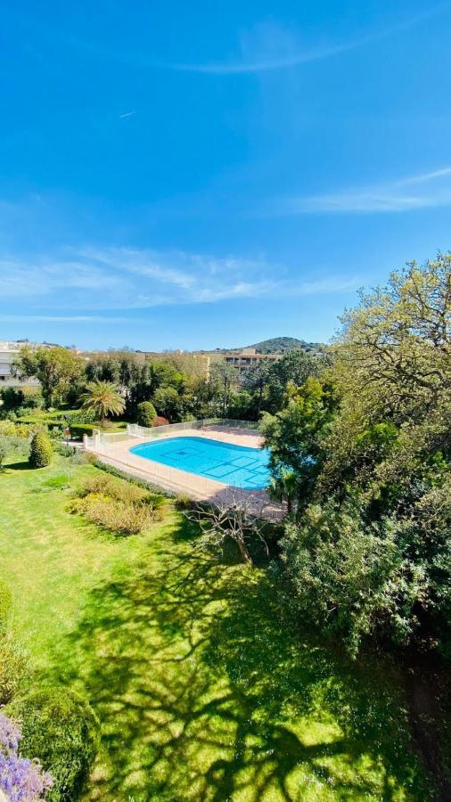 Apartmán Charming Studio With Pool In Saint Tropez Exteriér fotografie