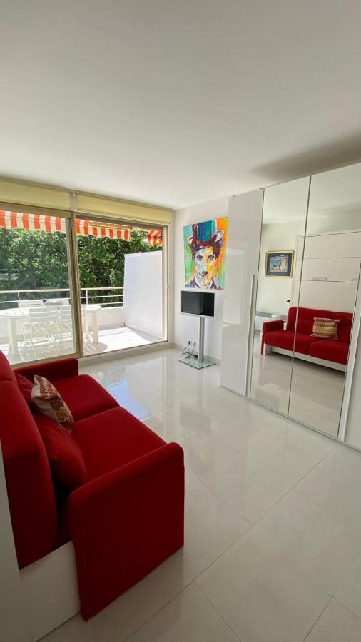 Apartmán Charming Studio With Pool In Saint Tropez Exteriér fotografie